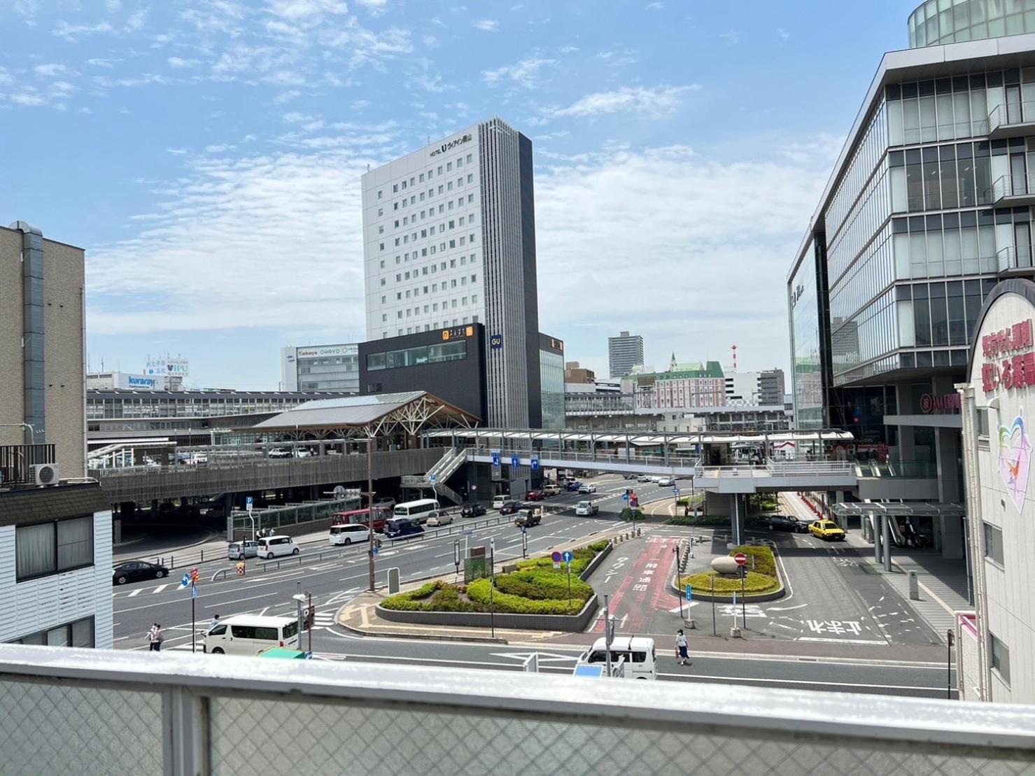 東横のヨコ Lägenhet Okayama Exteriör bild